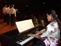 music_020.JPG (54951 bytes)