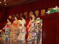 music_045.JPG (68973 bytes)