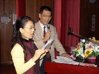 music_049.JPG (60781 bytes)