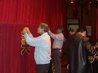 music_052.JPG (42915 bytes)