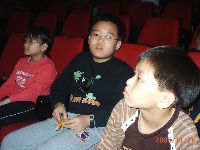 music_056.JPG (94979 bytes)