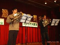 music_057.JPG (95882 bytes)