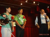 music_065.JPG (92601 bytes)