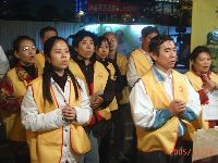 1129_004.JPG (115698 bytes)