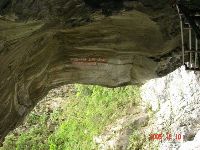 Hualien_013.JPG (144974 bytes)