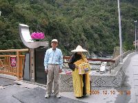 Hualien_032.JPG (149918 bytes)