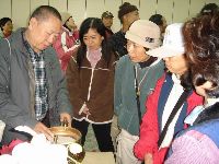 1218_009.JPG (75438 bytes)