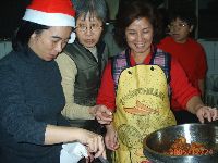 X'mas_0011.JPG (116207 bytes)