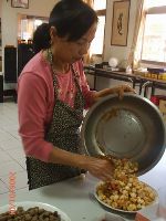 0101_019.JPG (63969 bytes)