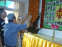 0310_008.JPG (126670 bytes)