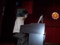 0325_032.JPG (62994 bytes)