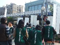 0329_001.JPG (130673 bytes)