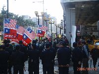 0329_032.JPG (121110 bytes)