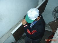 0413_006.JPG (79646 bytes)