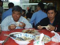 0413_029.JPG (117085 bytes)