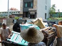 0514_036.JPG (86568 bytes)