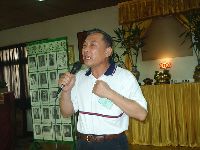 0520_004.JPG (105189 bytes)