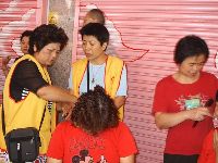 0527_011.JPG (120210 bytes)