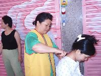 0527_013.JPG (122561 bytes)