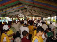 0528_025.JPG (77997 bytes)