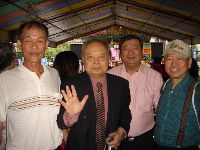 0528_034.JPG (66391 bytes)