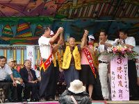 0528_042.JPG (80886 bytes)