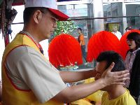 0528_043.JPG (62955 bytes)