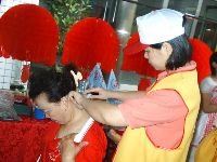 0528_050.JPG (104645 bytes)