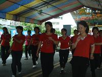 0528_069.JPG (108787 bytes)