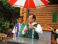 0611_028.JPG (130104 bytes)