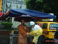 0611_043.JPG (119606 bytes)