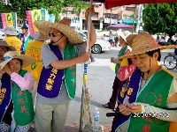 0702_028.JPG (160278 bytes)