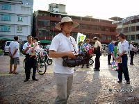 0702_035.JPG (138952 bytes)