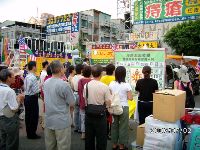 0702_060.JPG (147098 bytes)