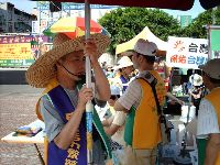 0702_070.JPG (164077 bytes)