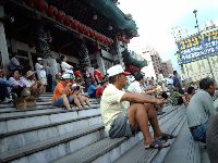 0702_085.JPG (138070 bytes)