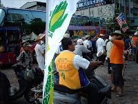 0702_100.JPG (146201 bytes)