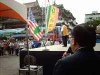 0702_107.JPG (121952 bytes)