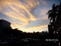 0704_004.JPG (72862 bytes)