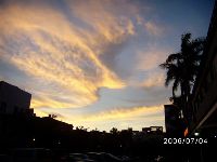 0704_005.JPG (70054 bytes)