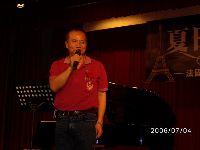 0704_009.JPG (60770 bytes)