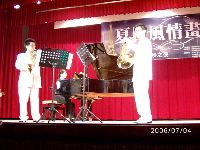 0704_027.JPG (114799 bytes)