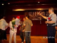 0704_037.JPG (98572 bytes)