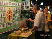 0806_020.JPG (110946 bytes)