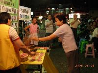 0806_042.JPG (108202 bytes)