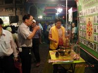 0806_051.JPG (110303 bytes)