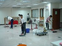 0819-1_001.JPG (90594 bytes)