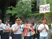 0822_023.JPG (142502 bytes)