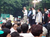 0826rally_041.JPG (137596 bytes)