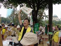 0826rally_063.JPG (151842 bytes)